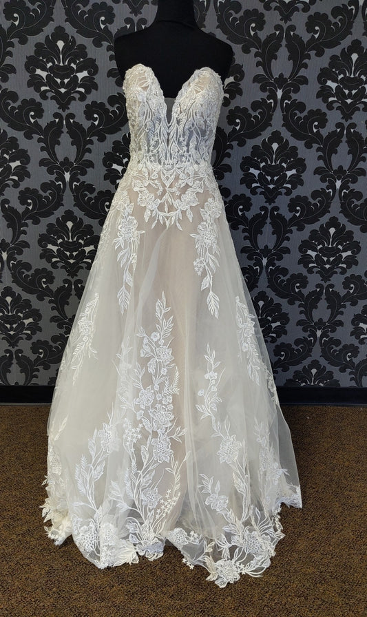 Allure C625 Wedding Dress Size 8 Lace/Beading Mocha/Ivory Strapless