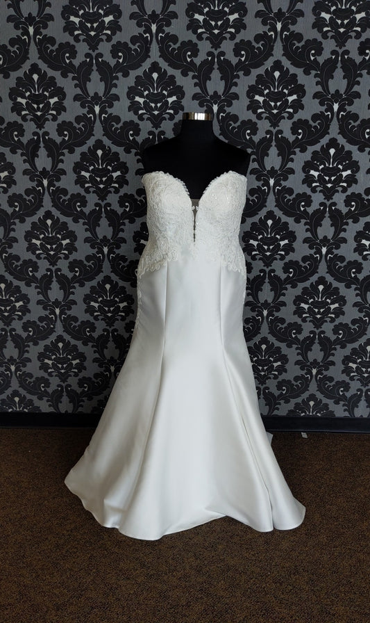 Allure 9717 MEYER Wedding Dress Size 24 Satin/Lace Ivory Strapless Mermaid
