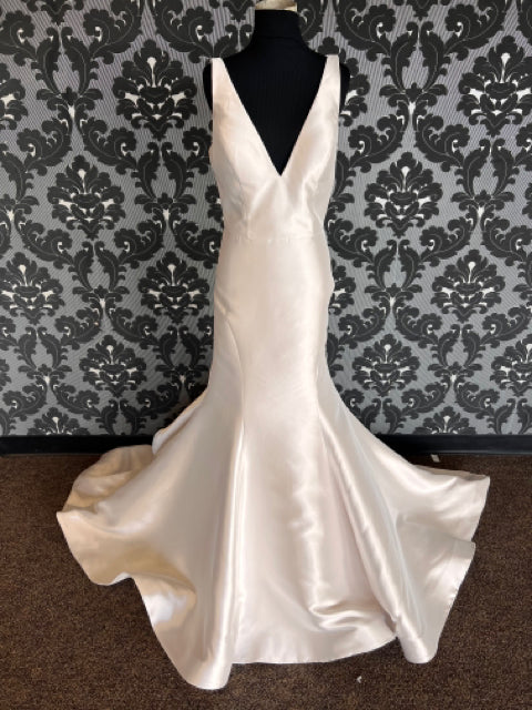 Madison James MJ565 Wedding Dress Size 10 Satin Blush Sleeveless Mermaid