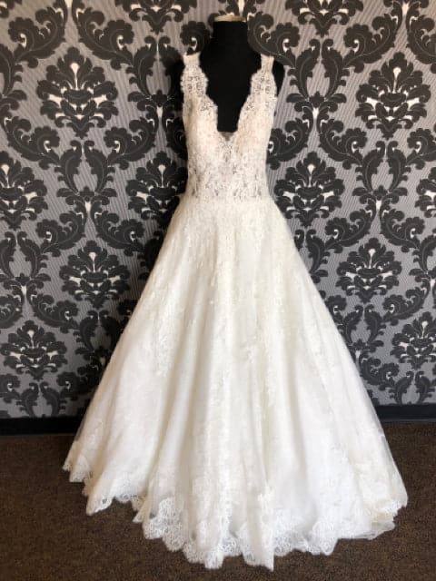 Mori Lee Wedding Dress Lace/Beading Ivory8 A-line AS IS PILLING THROUGHOUT | Something Blue .