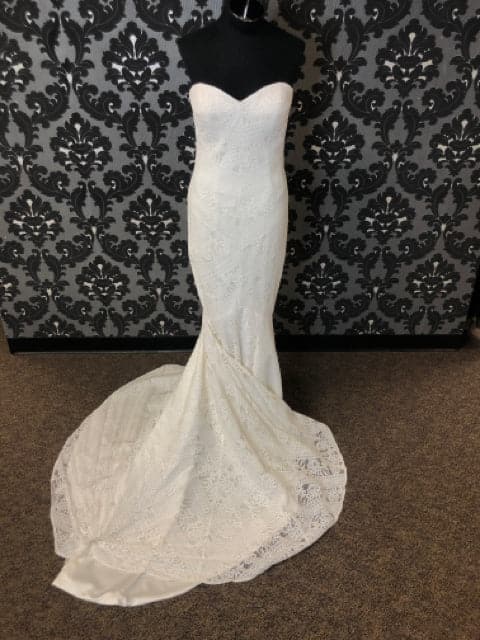 Lillian West 6425 Women's Wedding Dress Lace Ivory Size 12 | Something Blue .