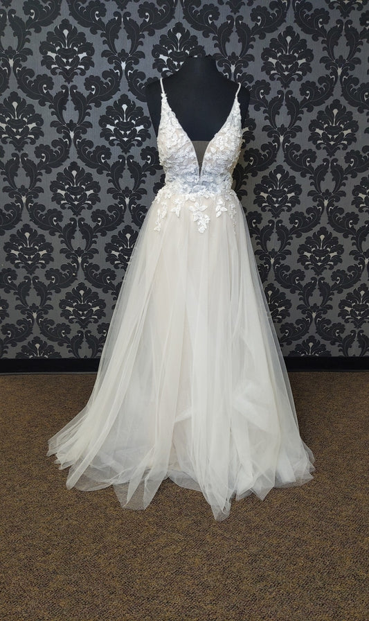 Stella York Wedding Dress Size 14 Lace/Tulle Ivory/Nude Spaghetti A-line