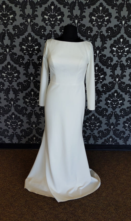 Wedding Dress Size 16 Crepe Ivory Long Sleeve Fit & Flare